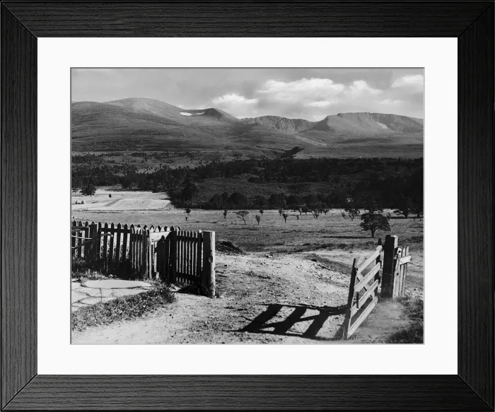 Framed Print : The gateway to the Cairngorms mountain range in the East Highlands of Scotland