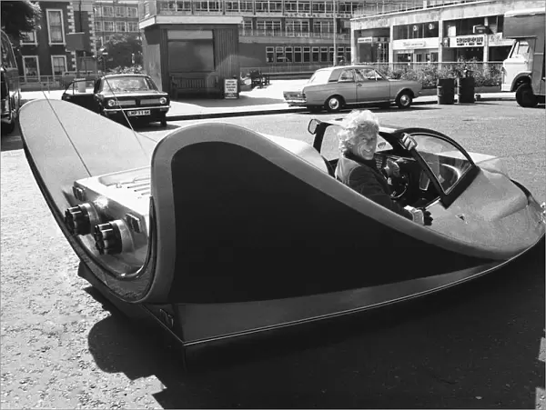 Actor Jon Pertwee, Dr Who in the TV series, has had a flying saucer style car made for