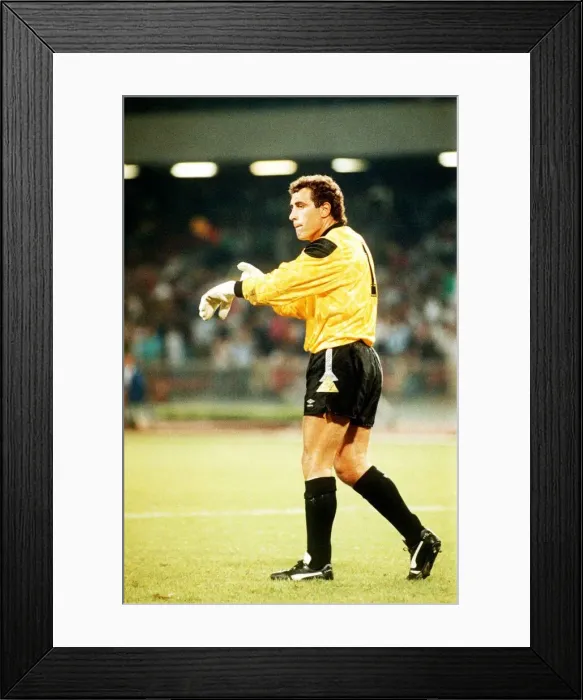 Framed Print : World Cup 1990 Quarter Final England 3 Cameroon 2 at Naples