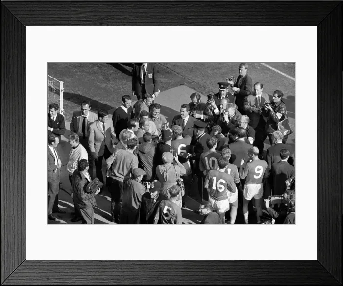 Framed Print : World Cup Football 1966 World Cup Final England (4 Framed Print : World Cup Football 1966 World Cup Final England (4