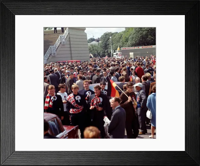 Framed Print : World Cup Football 1966 World Cup Final England beat West