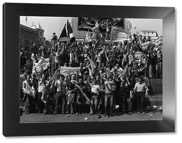 Scottish football fans in Trafalgar Square, June 1977