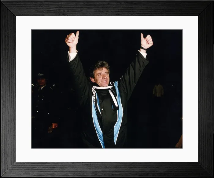 Framed Print : Kevin Keegan Manager of Newcastle United FC Thumbs up from Kevin Keegan as Framed Print : Kevin Keegan Manager of Newcastle United FC Thumbs up from Kevin Keegan as