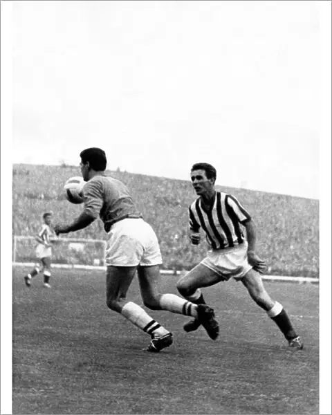 Brian Clough in action for Sunderland 2 September 1964