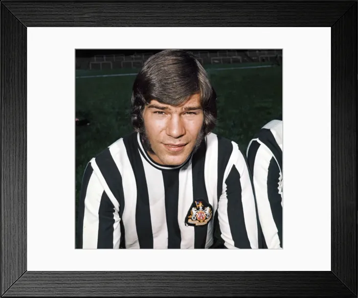 Framed Print : Malcolm MacDonald of Newcastle United circa 1971 Framed Print : Malcolm MacDonald of Newcastle United circa 1971