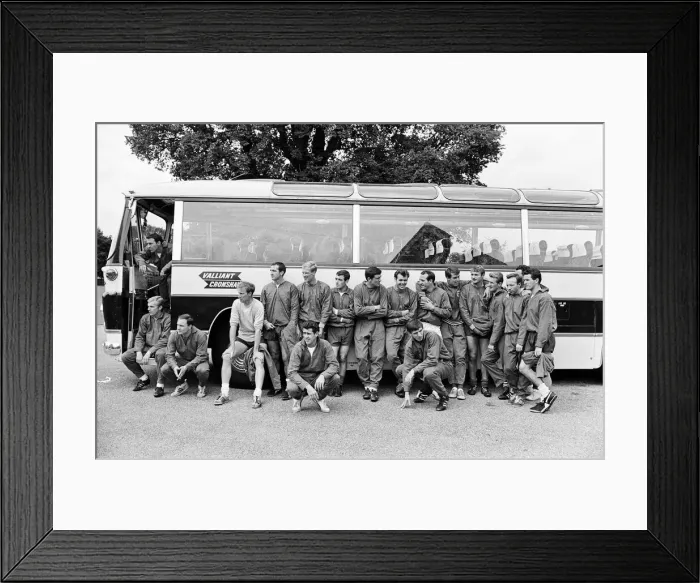 Framed Print : The England team at Roehampton on the eve of the World Cup final Framed Print : The England team at Roehampton on the eve of the World Cup final