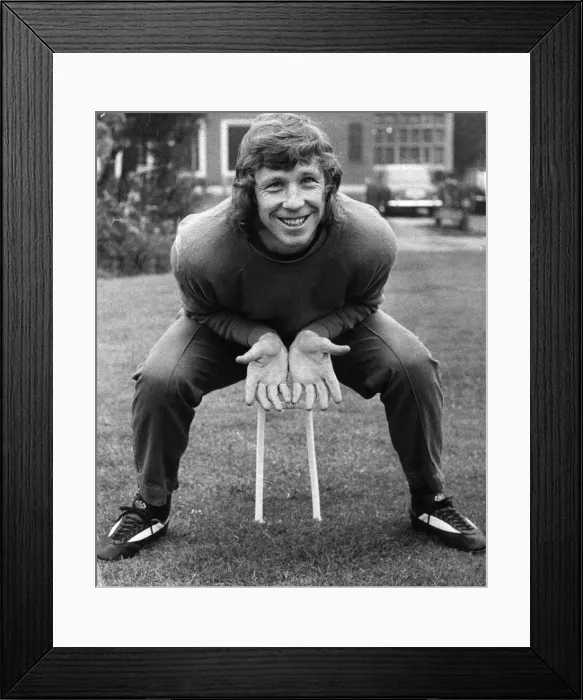 Framed Print : Jimmy Montgomery Sunderland goalkeeper has some fun guarding croquet hoop at Selsdon Park