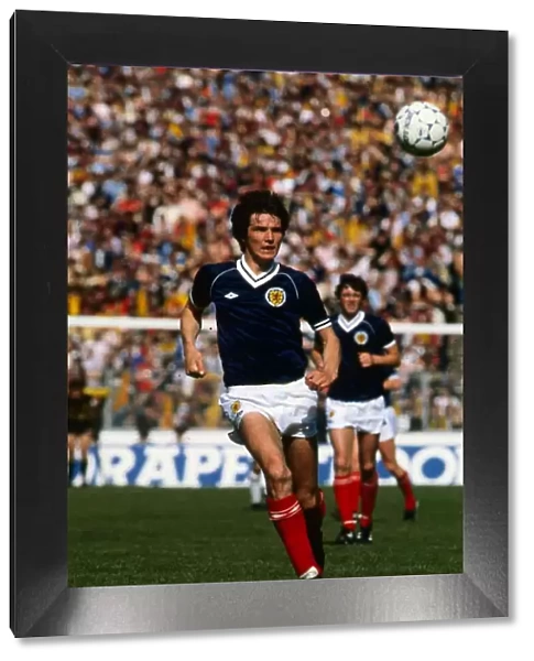 Alan Hansen in action for Scotland May 1982