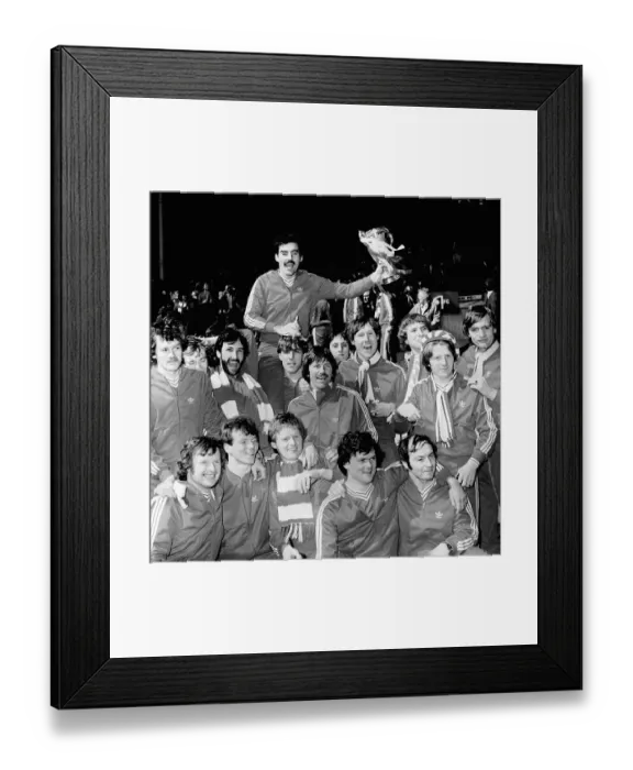 Framed Print : Aberdeen football players team squad celebrate after winning the 1980 Scottish Premier Framed Print : Aberdeen football players team squad celebrate after winning the 1980 Scottish Premier