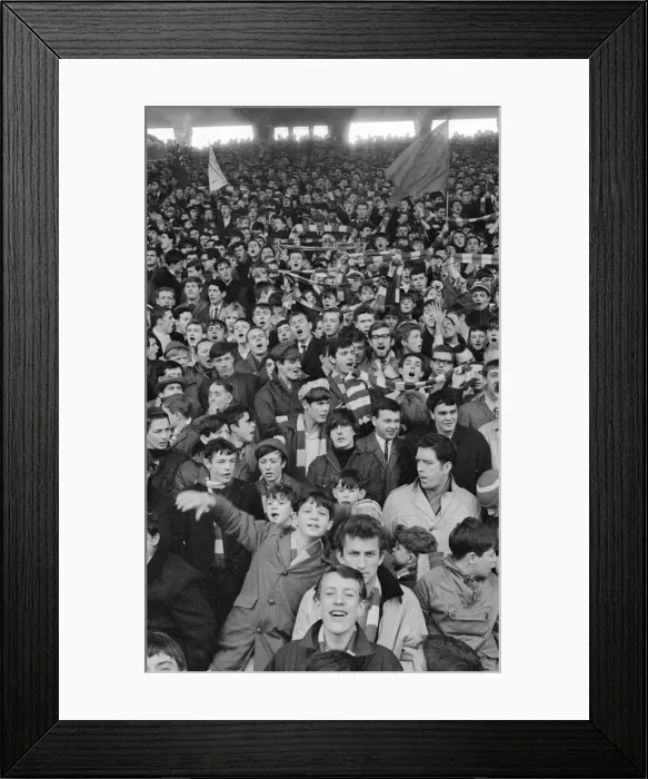 Framed Print : Liverpool supporter singing we never walk along Framed Print : Liverpool supporter singing we never walk along