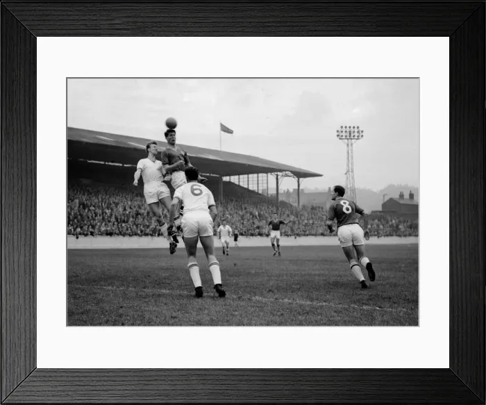 Framed Print : English League Division Two match at Elland Road. Leeds United 2 v Plymouth Argyle Framed Print : English League Division Two match at Elland Road. Leeds United 2 v Plymouth Argyle