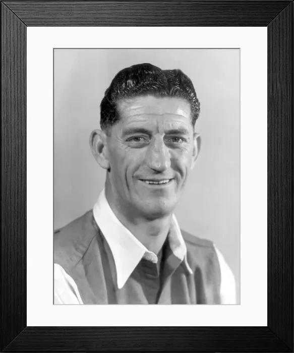 Framed Print : Ronald Rooke, football player of Arsenal FC. August 1948