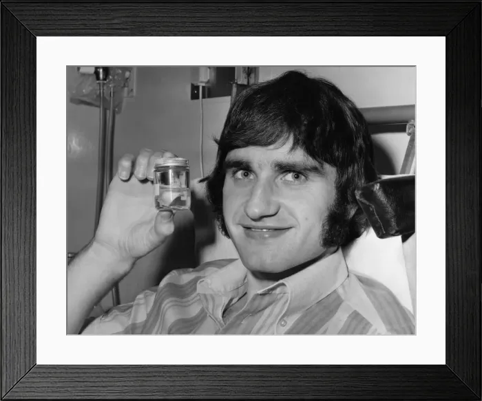 Framed Print : Larry Lloyd Liverpool centre halh recovering from the cartilage operation he needed after Framed Print : Larry Lloyd Liverpool centre halh recovering from the cartilage operation he needed after