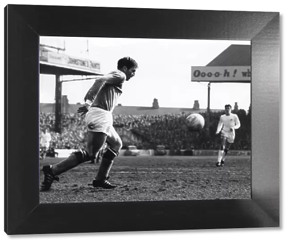 Alan Oakes Manchester City football player 1958-1976. Pictured in action Circa 1965