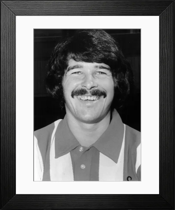 Framed Print : Bobby Kerr Sunderland Football Player August 1975 Framed Print : Bobby Kerr Sunderland Football Player August 1975