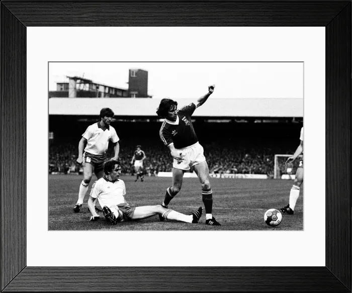 Framed Print : Ipswich Town v AZ Alkmaar in action during 1st leg match of UEFA Cup Final at Portman Framed Print : Ipswich Town v AZ Alkmaar in action during 1st leg match of UEFA Cup Final at Portman