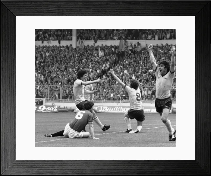 Framed Print : 1979 FA Cup Final at wembley Stadium. Arsenal 3 v Manchester United 2
