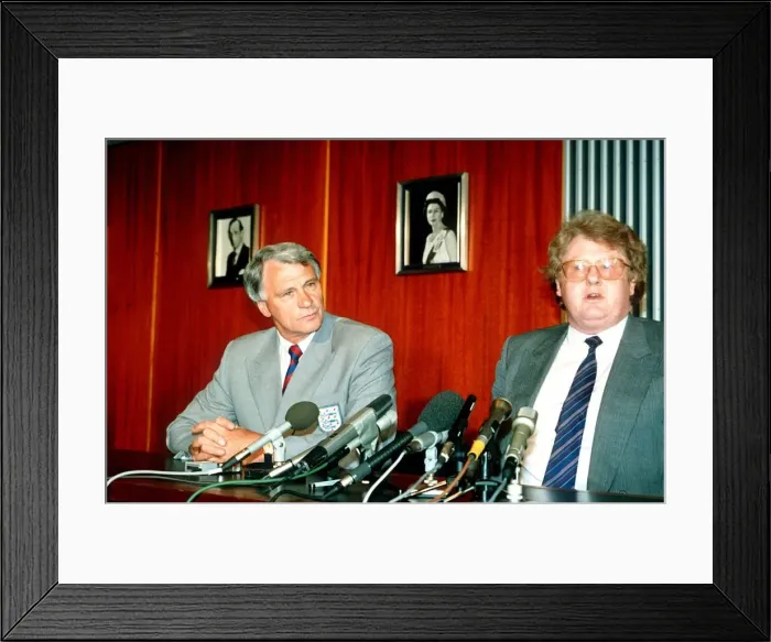 Framed Print : Bobby Robson England Manager at news press conference with Graham Kelly Chairman of