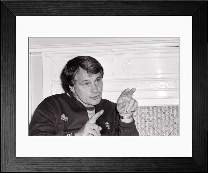 Framed Print : Bobby Robson England manager September 1982. Gestures with his hands fingers
