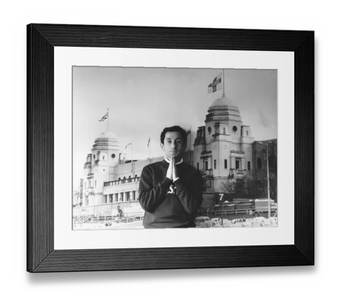 Framed Print : Ossie Ardiles, football manager Framed Print : Ossie Ardiles, football manager