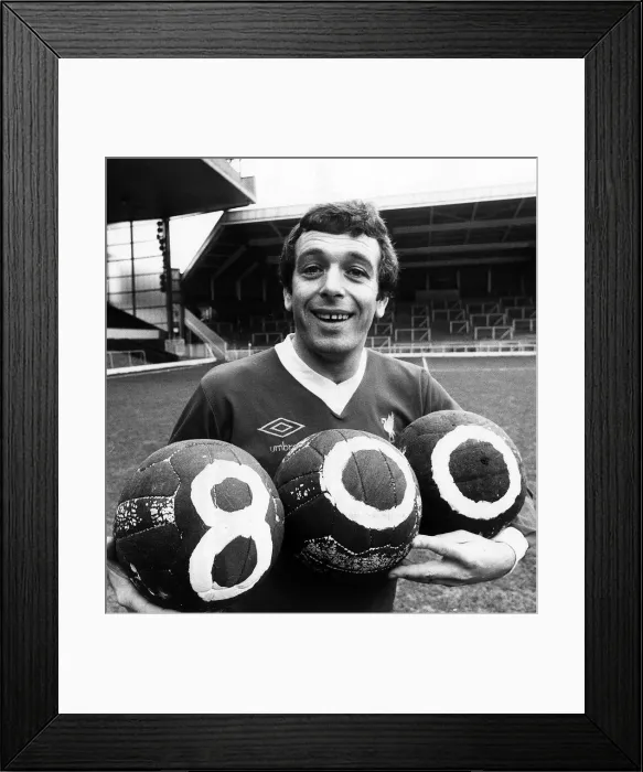 Framed Print : Ian Callaghan Liverpool Football celebrating his 800th appearance for the club Framed Print : Ian Callaghan Liverpool Football celebrating his 800th appearance for the club