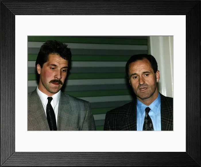 Framed Print : David Seaman England And Arsenal Goalkeeper With His Manager George Graham Football Dbase Framed Print : David Seaman England And Arsenal Goalkeeper With His Manager George Graham Football Dbase