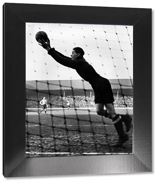 Ted Ditchburn the Spurs goalkeeper chosen to play for England. Circa 1948