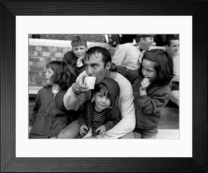 Framed Print : Jimmy Greaves of Tottenham Hotspur and England August 1967 Jimmy with Children Framed Print : Jimmy Greaves of Tottenham Hotspur and England August 1967 Jimmy with Children