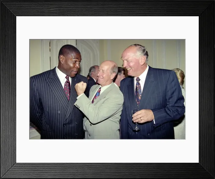 Framed Print : Former Manchester United and England footballer Bobby Charlton hams it up with boxers Framed Print : Former Manchester United and England footballer Bobby Charlton hams it up with boxers