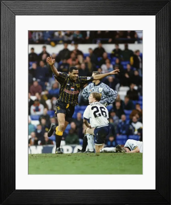 Framed Print : Mark Bright Footballer for Sheffield United. 6th February 1994