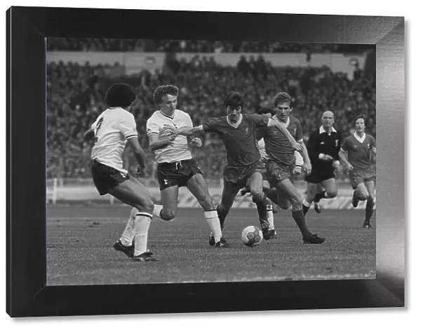 Ian Rush of Liverpool takes on the Spurs defence during the Liverpool v Tottenham Hotspur