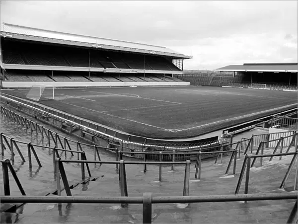 Highbury Stadium - Arsenal Football Ground - March 1981 DM81  /  1377 15  /  03  /  1981