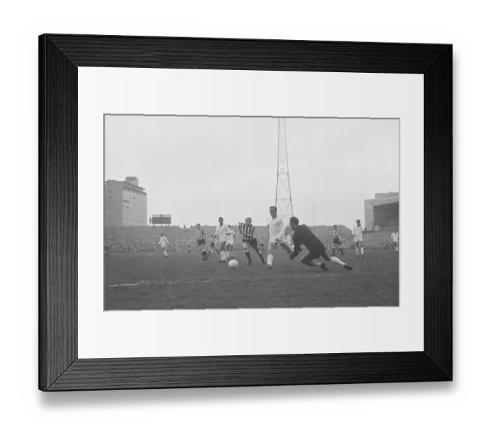 Framed Print : Newcastle United v Ujpest Dosza Ist Leg Fairs Cup Final The Ujpest Dosza