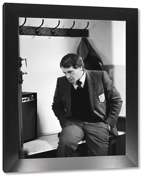 England manager Bobby Robson in the dressing room after his side