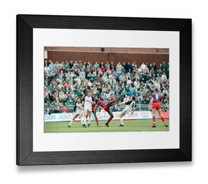 Framed Print : Crystal Palace v Aston Villa league match at Selhurst Park March 1990 Framed Print : Crystal Palace v Aston Villa league match at Selhurst Park March 1990