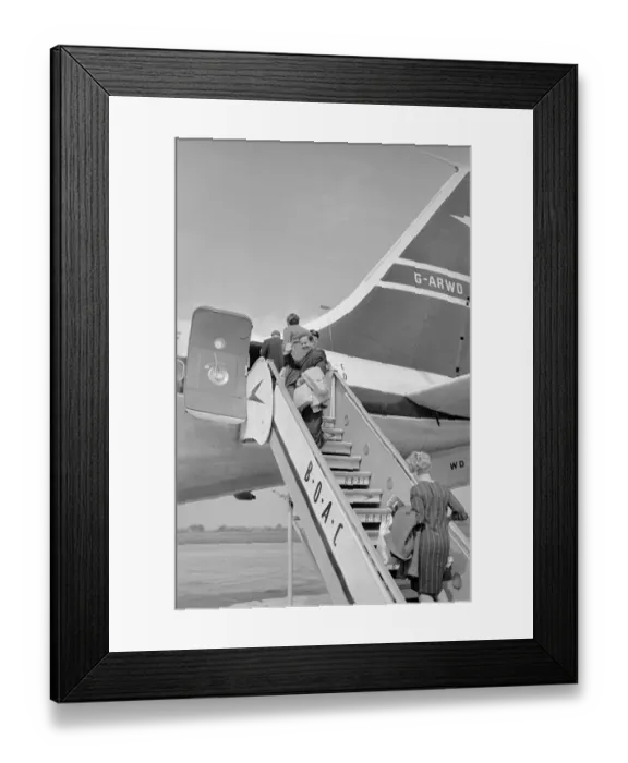 Framed Print : Liverpool footballers and their manager Bill Shankly board their Iceland bound flight Framed Print : Liverpool footballers and their manager Bill Shankly board their Iceland bound flight
