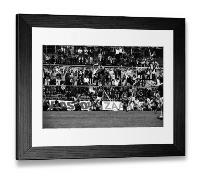 Framed Print : AZ Alkmaar v Ipswich Town in action during 2nd leg match of UEFA Cup Final at the Olympic Framed Print : AZ Alkmaar v Ipswich Town in action during 2nd leg match of UEFA Cup Final at the Olympic