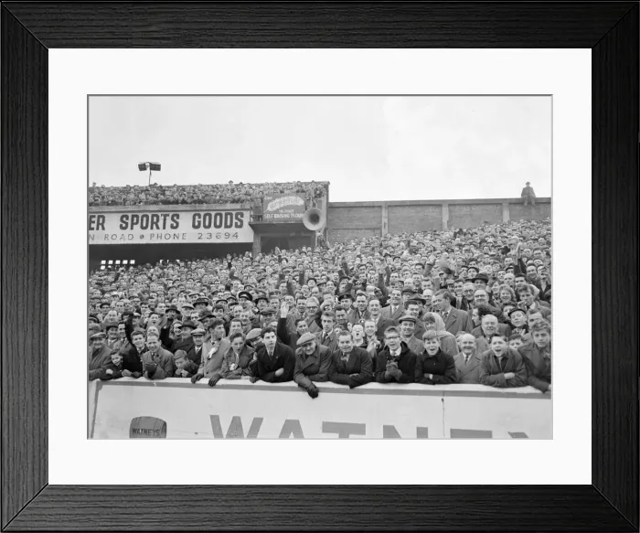 Framed Print : FA Cup fourth round. Southampton 2 v. Watford 2 at The Dell Framed Print : FA Cup fourth round. Southampton 2 v. Watford 2 at The Dell