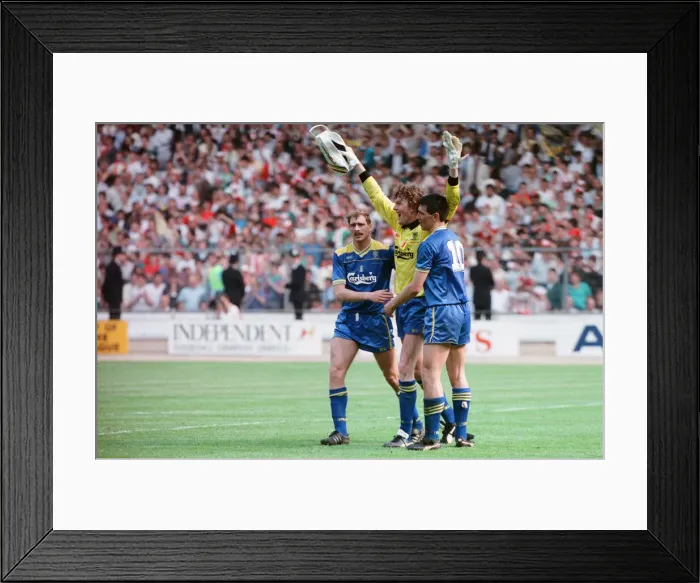 Framed Print : Wimbledon v Liverpool FA Cup Final 1988 at Wembley Stadium, London Saturday 14th May 1988 Framed Print : Wimbledon v Liverpool FA Cup Final 1988 at Wembley Stadium, London Saturday 14th May 1988