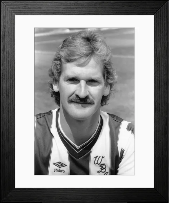 Framed Print : Alistair Robertson West Bromwich Albion football player August 1985