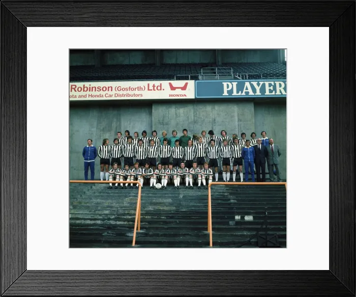 Framed Print : Newcastle Squad and backroom staff gather on the grandstand at St James for a team Framed Print : Newcastle Squad and backroom staff gather on the grandstand at St James for a team