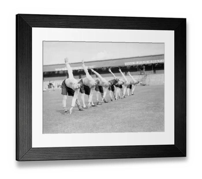 Framed Print : Portsmouth 1949  /  50 Season Member of Portsmouth first squad seen here training