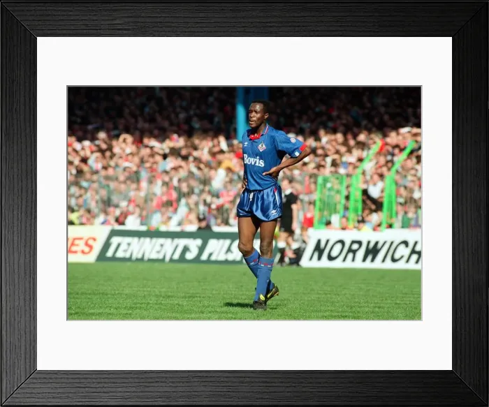 Framed Print : Earl Barrett. FA Cup. Manchester United 3 v Oldham Athletic 3 Framed Print : Earl Barrett. FA Cup. Manchester United 3 v Oldham Athletic 3