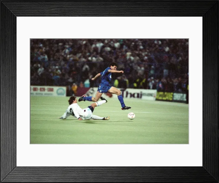 Framed Print : Littlewoods Cup. Oldham Athletic 6-0 West Ham 14th February 1990 Framed Print : Littlewoods Cup. Oldham Athletic 6-0 West Ham 14th February 1990