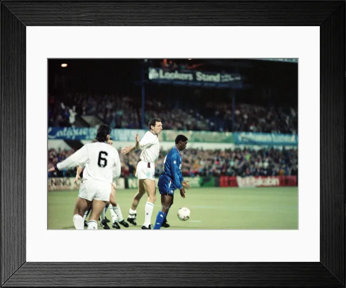 Framed Print : Littlewoods Cup. Oldham Athletic 6-0 West Ham 14th February 1990 Framed Print : Littlewoods Cup. Oldham Athletic 6-0 West Ham 14th February 1990
