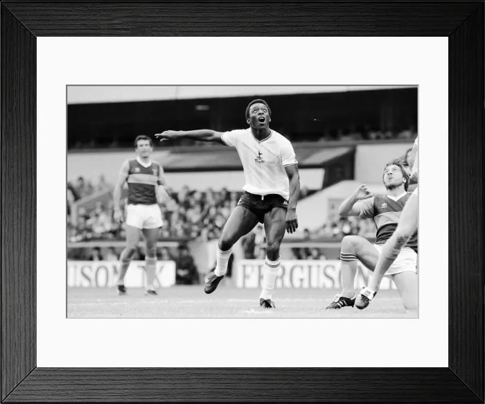 Framed Print : Tottenham Hotspur v West ham United league match at White Hart Lane 3rd September 1983 Framed Print : Tottenham Hotspur v West ham United league match at White Hart Lane 3rd September 1983