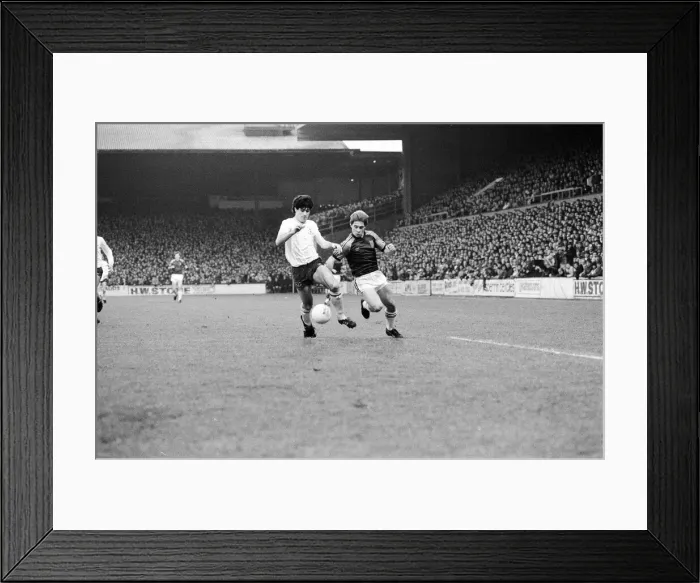 Framed Print : West Ham United v Tottenham Hotspur league match at Upton Park 1st January 1983