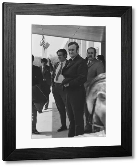 Framed Print : Leeds United manager Don Revie goes with some of his backroom staff the team return to Framed Print : Leeds United manager Don Revie goes with some of his backroom staff the team return to