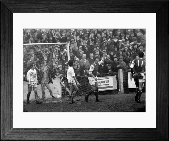 Framed Print : F. A. Cup: Yeovil v. Arsenal: 3rd Round. January 1971 71-00138-026