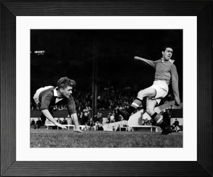 Framed Print : Left; Birkett (Man. United). Right; Fulton (Man. United) Framed Print : Left; Birkett (Man. United). Right; Fulton (Man. United)